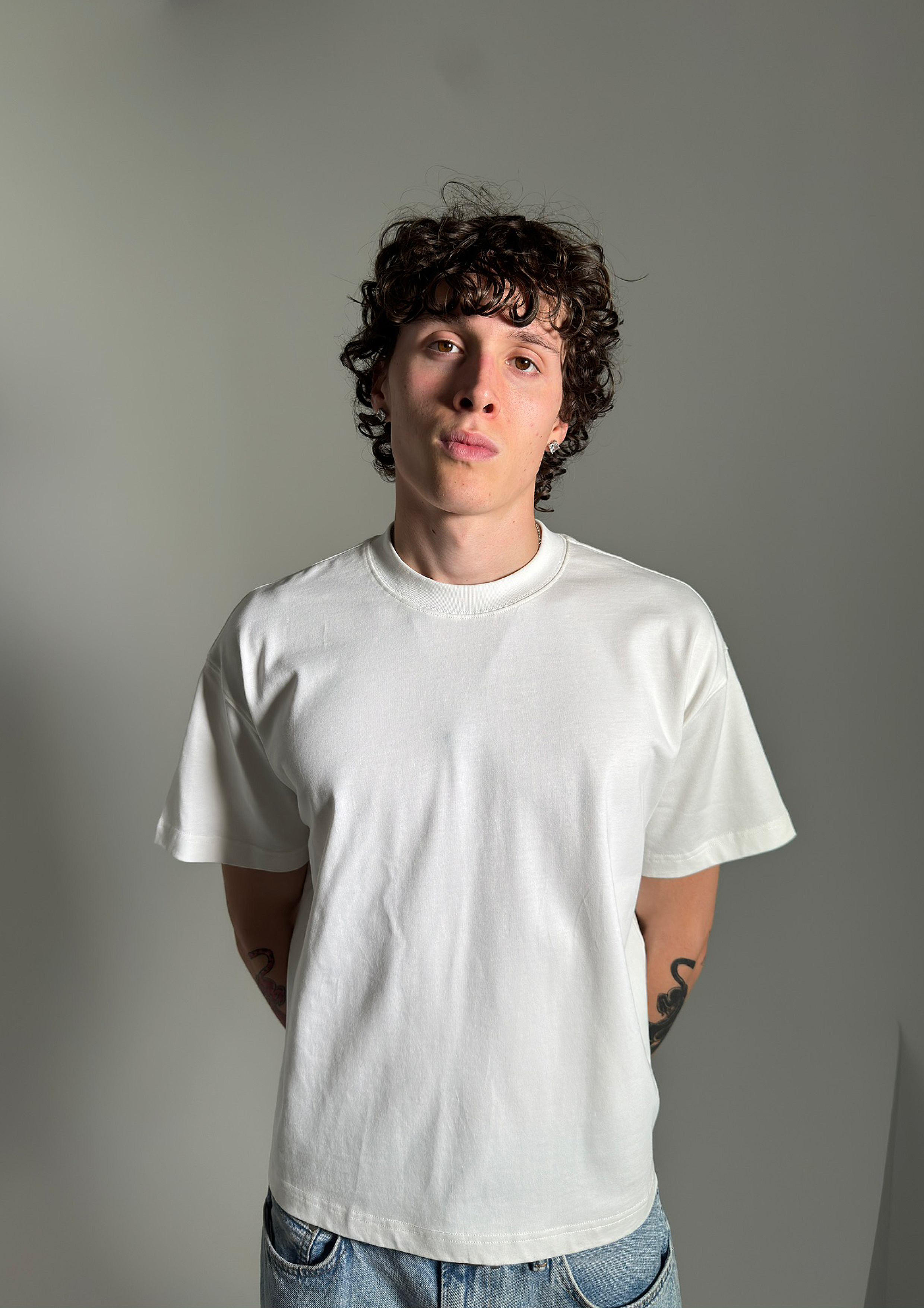 WHITE BABY TEE
