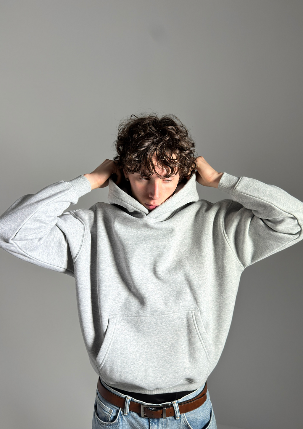 GREY SIGNATURE HOODIE